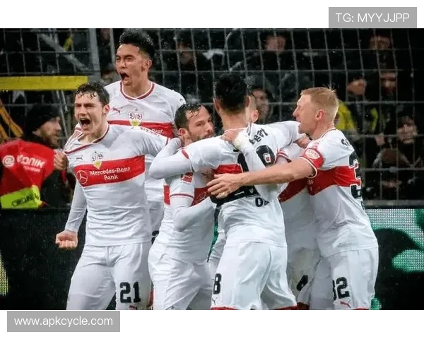 德甲球队阵容大洗牌，新援加盟与老将离队动向值得关注