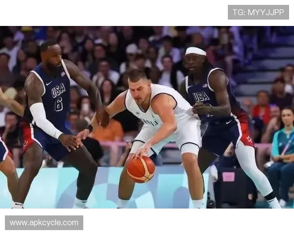 塞尔维亚国家队状态回暖，备战国际比赛展现强大实力