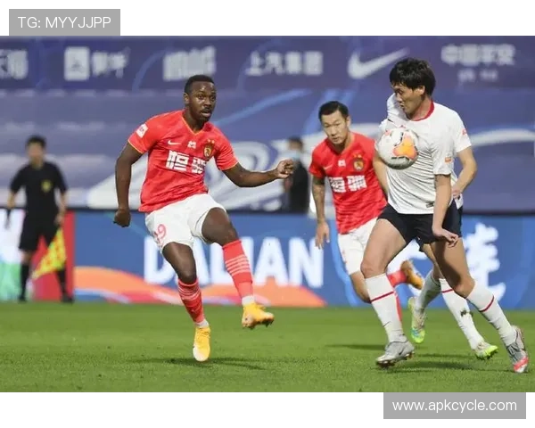 特奥高速推进表现稳健，持续提升左路进攻威胁