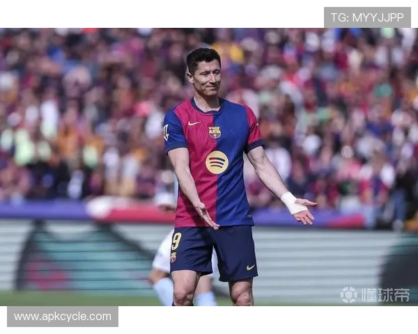 莱万多夫斯基肩伤长期影响