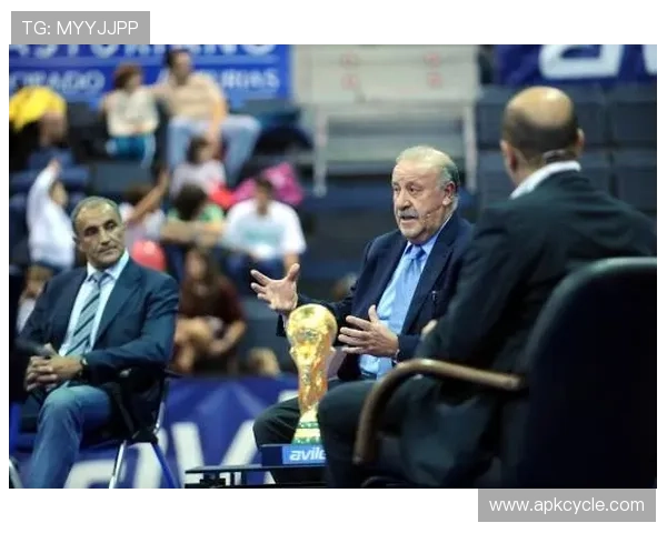 博斯克足球影响力持续彰显,战术理念与执教成就备受业界推崇 博斯克足球影响力持续彰显,战术理念与执教成就备受业界推崇