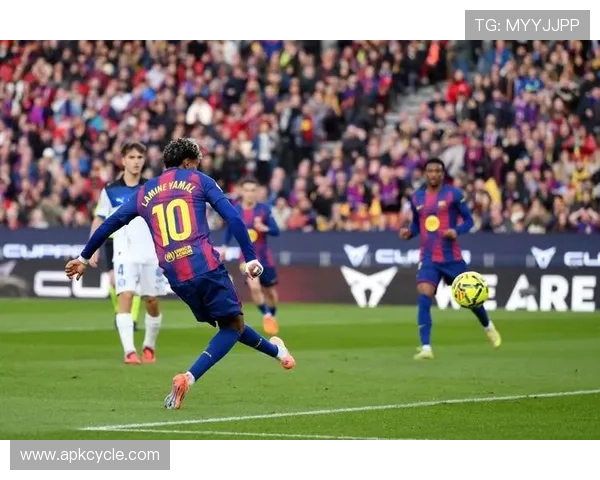 巴萨财政问题仍在持续，对球队引援与长期竞争力产生影响